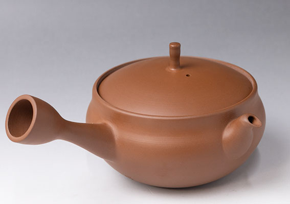 Banko teapots by Otsuki Shun