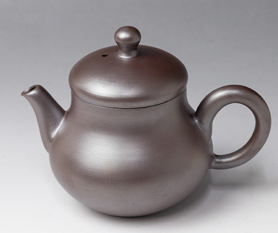 Banko teapots by Otsuki Shun