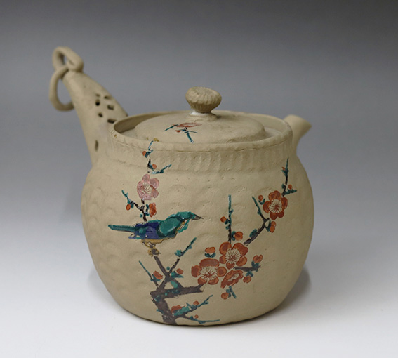 Banko teapots by Tachi Masaki