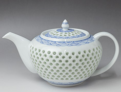 Arita porcelain teapot