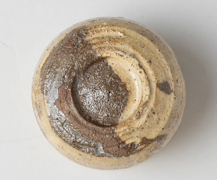 The bottom view of Muji Karatsu guinomi sake cup