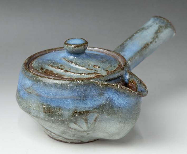 Aohagi teapot by Noutomi Naoko