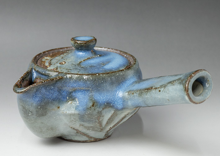 Aohagi teapot by Noutomi Naoko
