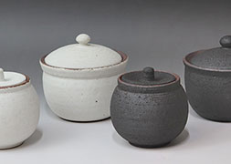 salt pots