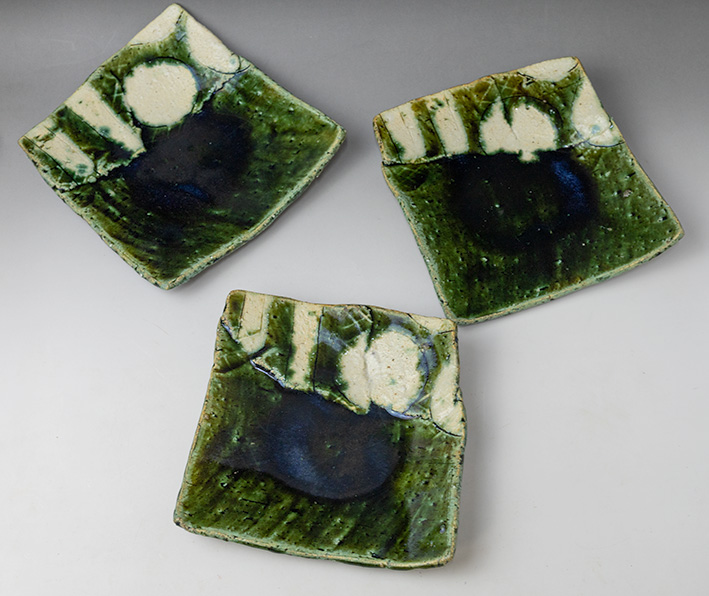 Oribe plate with Circle & Stripe motifs - top view