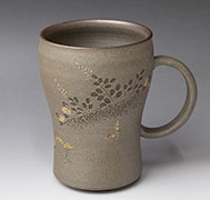 Yakishime autumnal flowers mug by Seiho