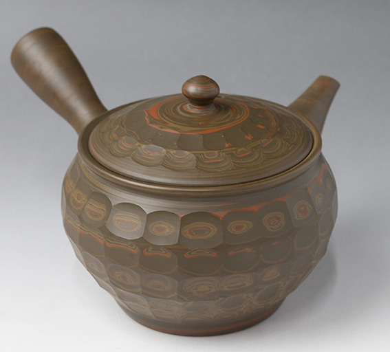 Tokoname teapot by Yusen